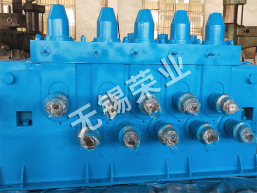 YJ400—9+1型鋼矯直機